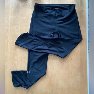 Under Armour Compression Leggings with scallop detail